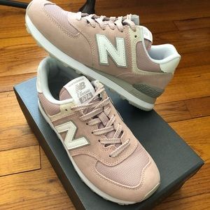 BRAND NEW! Baby Pink New Balance Sneakers w/ Box